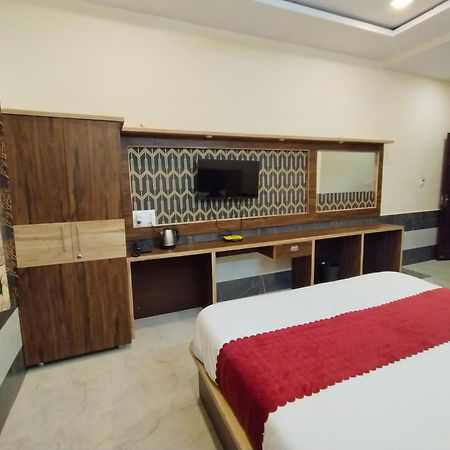 Hotel Grand Vijay Пушкар Экстерьер фото
