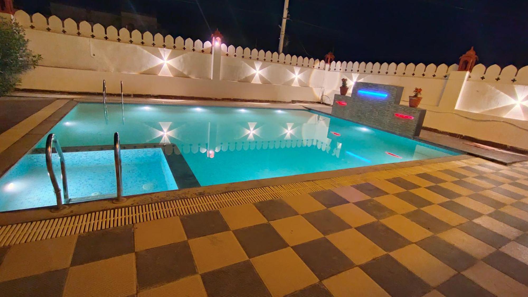 Hotel Grand Vijay Пушкар Экстерьер фото