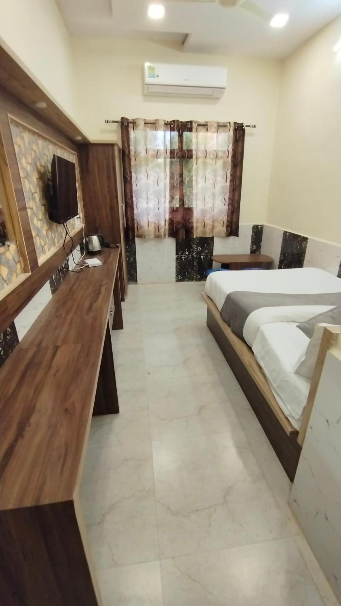 Hotel Grand Vijay Пушкар Экстерьер фото