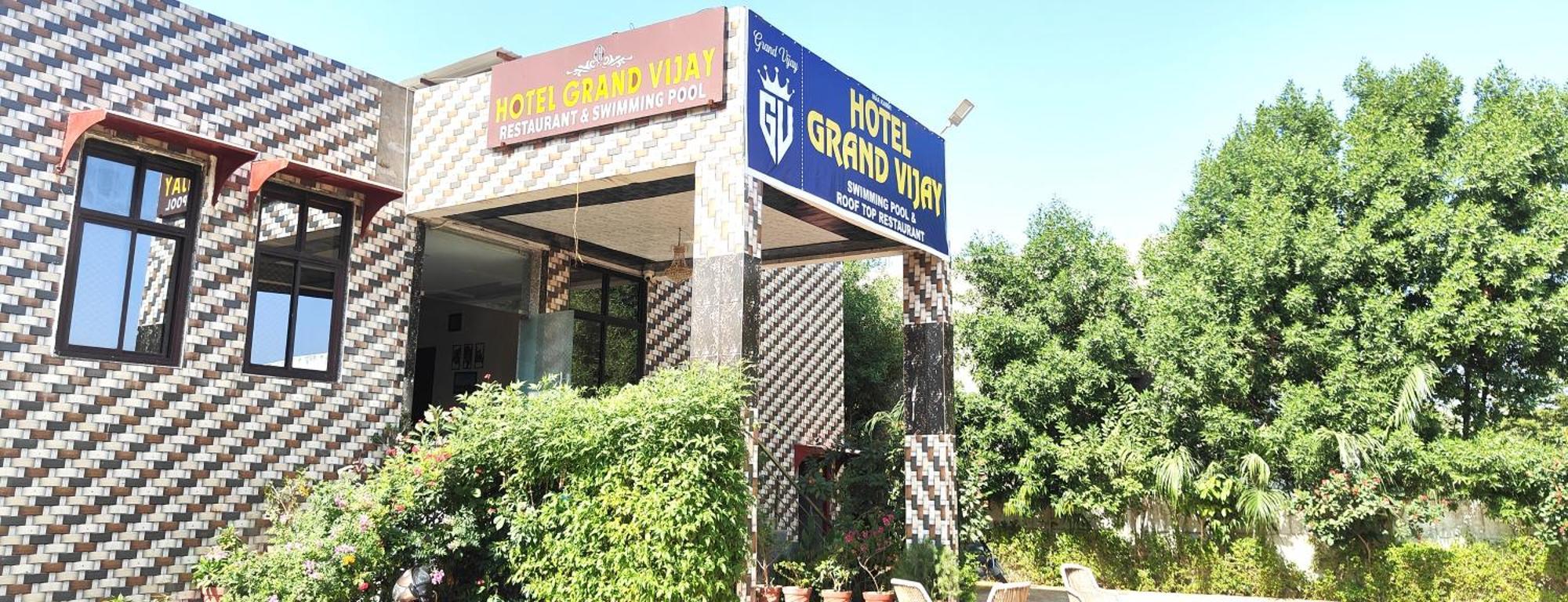 Hotel Grand Vijay Пушкар Экстерьер фото