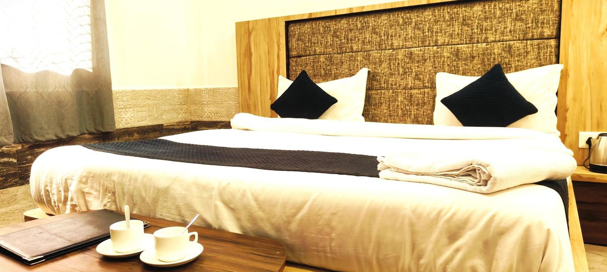 Hotel Grand Vijay Пушкар Экстерьер фото