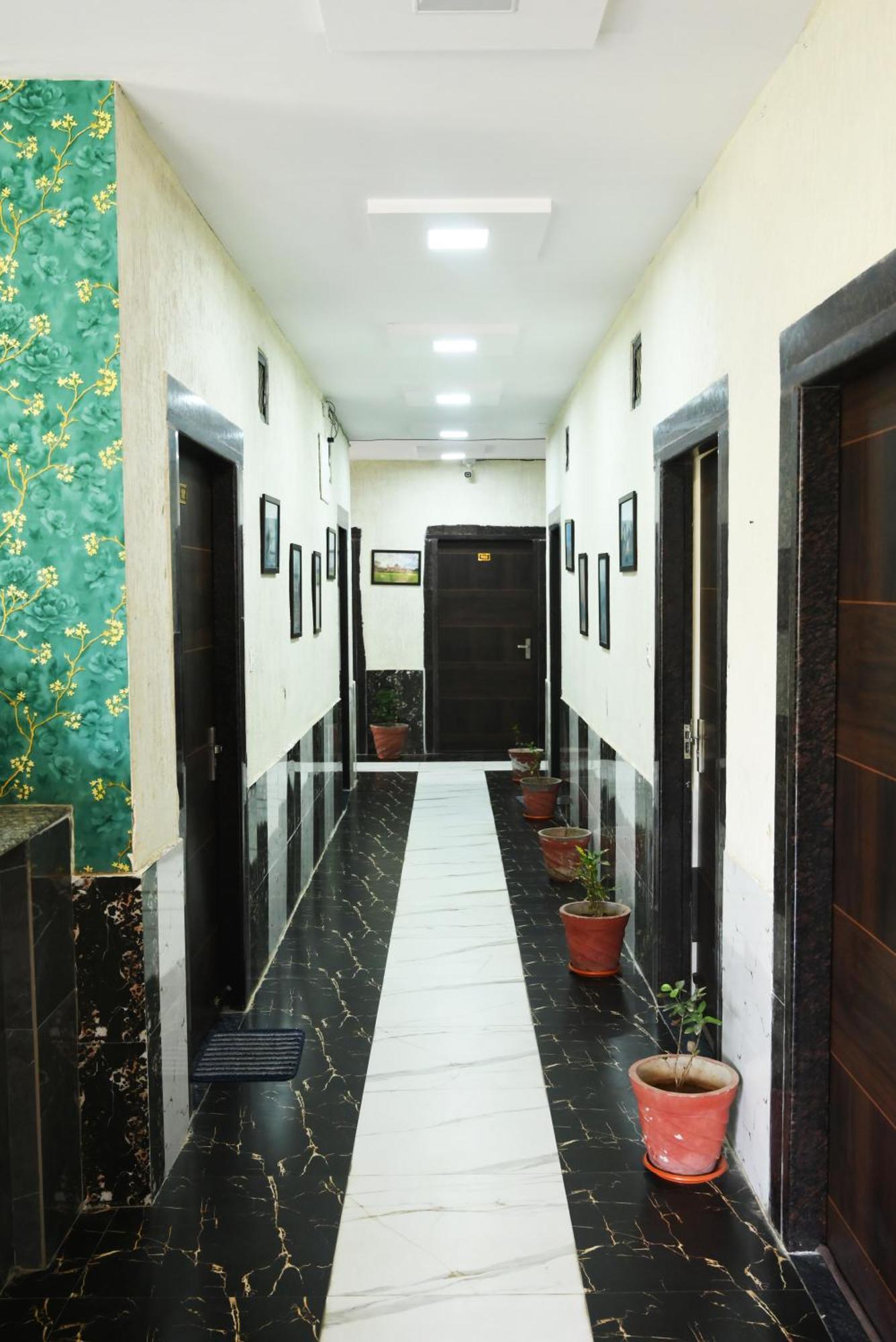 Hotel Grand Vijay Пушкар Экстерьер фото